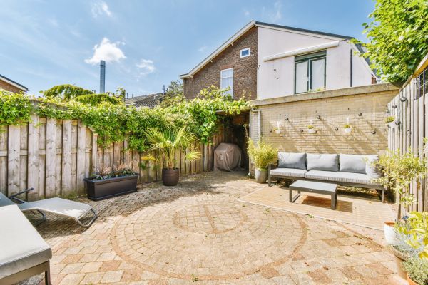 Cost of Courtyard Patio Service in Augusta